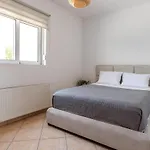 Nikoli Villa *