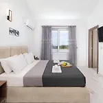 빌라 Nikoli