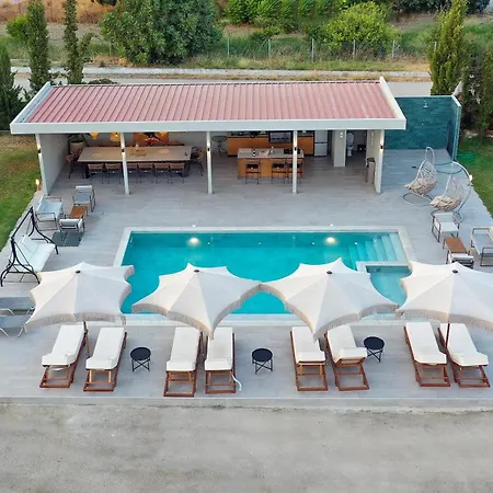 Villa Nikoli *